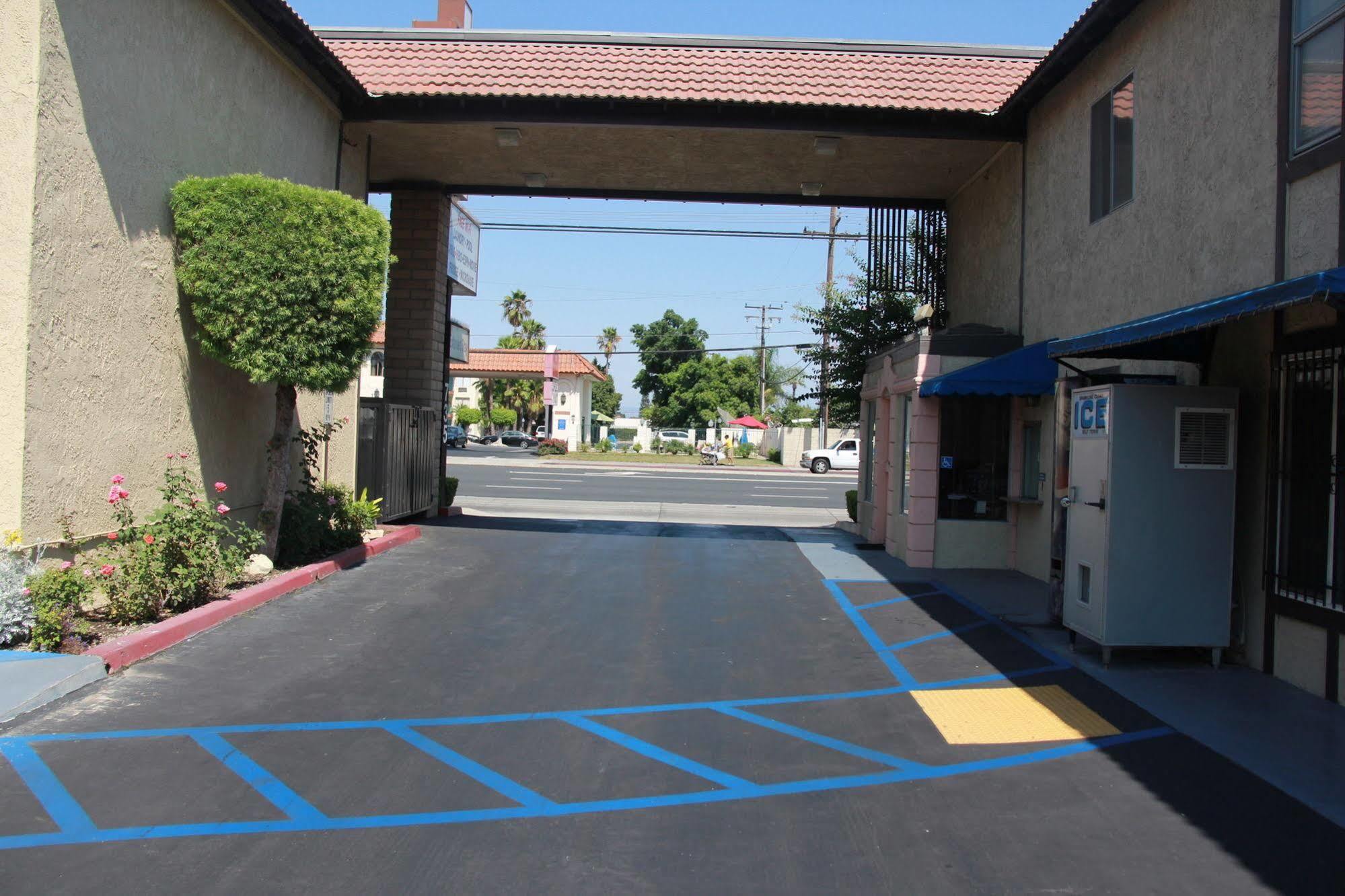 Motel Moonlight Anaheim Esterno foto